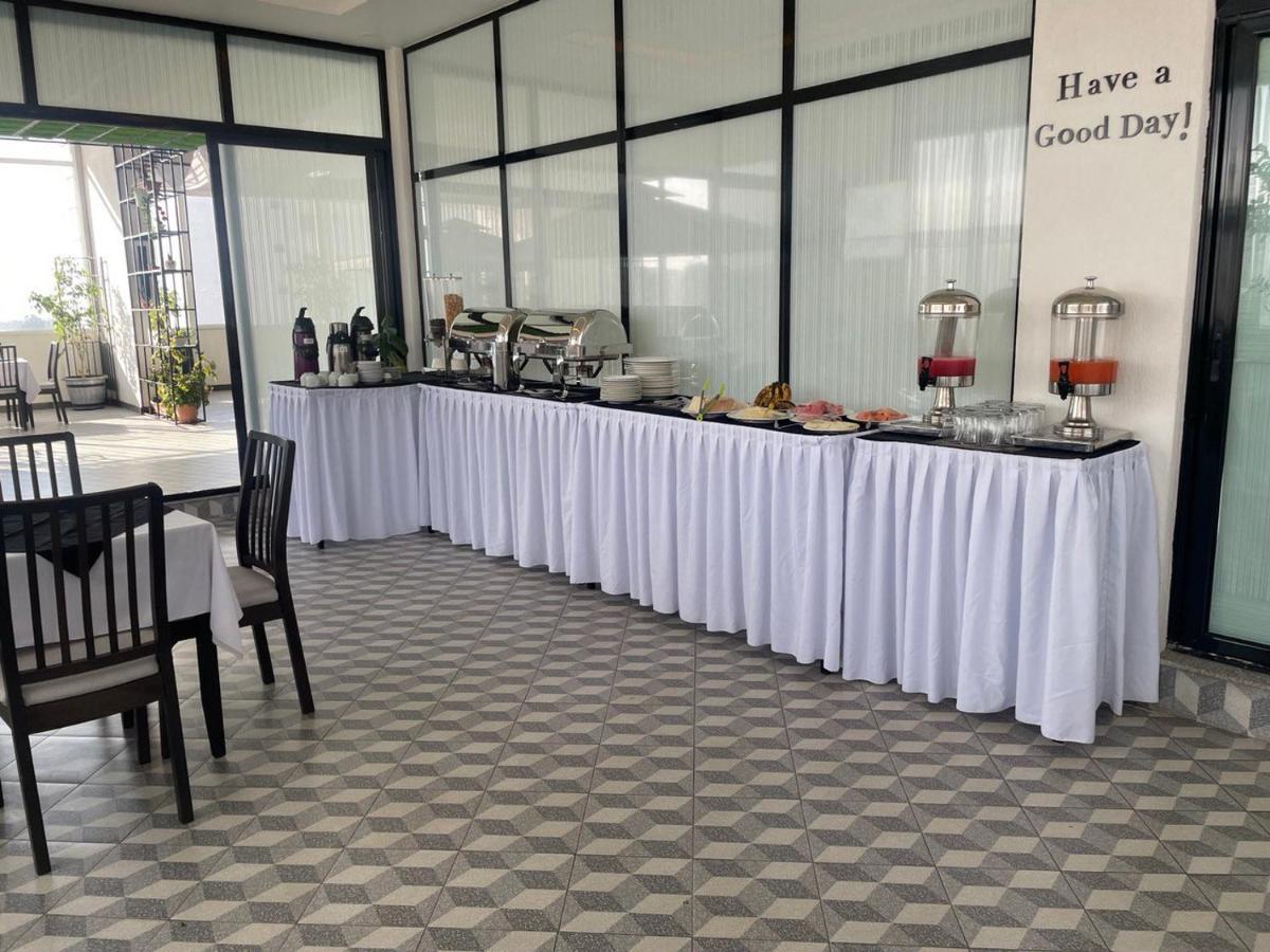Ecco Modern Guest House Addisz-Abeba Kültér fotó